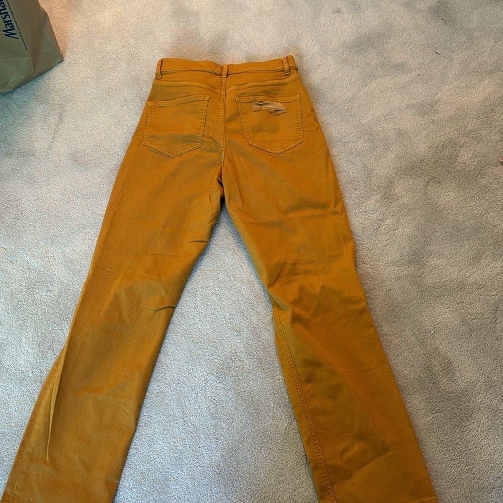 High Rise Jeans - Picture 2 of 3